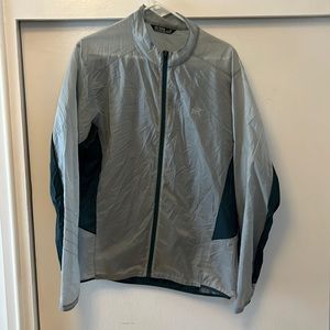 Arcteryx packable windbreaker